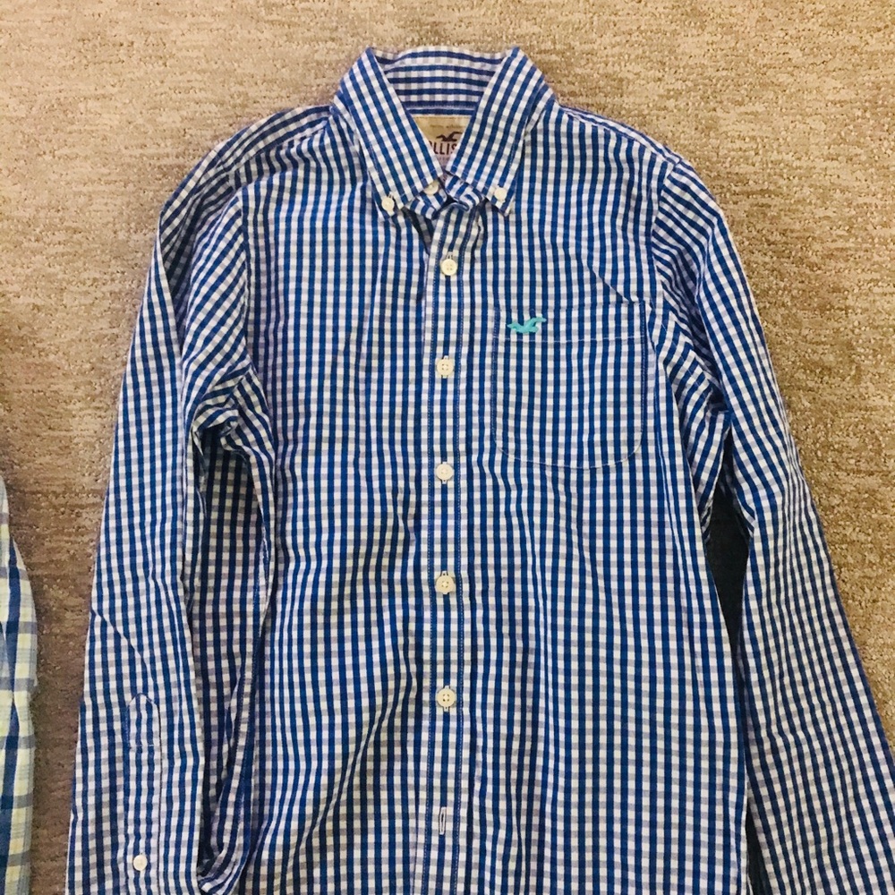 Guys Hollister Button Down Shirts (2) Lot - Picture 3 of 3